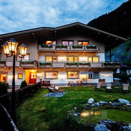 Pinetree Lodge マイヤーホーフェン エクステリア 写真