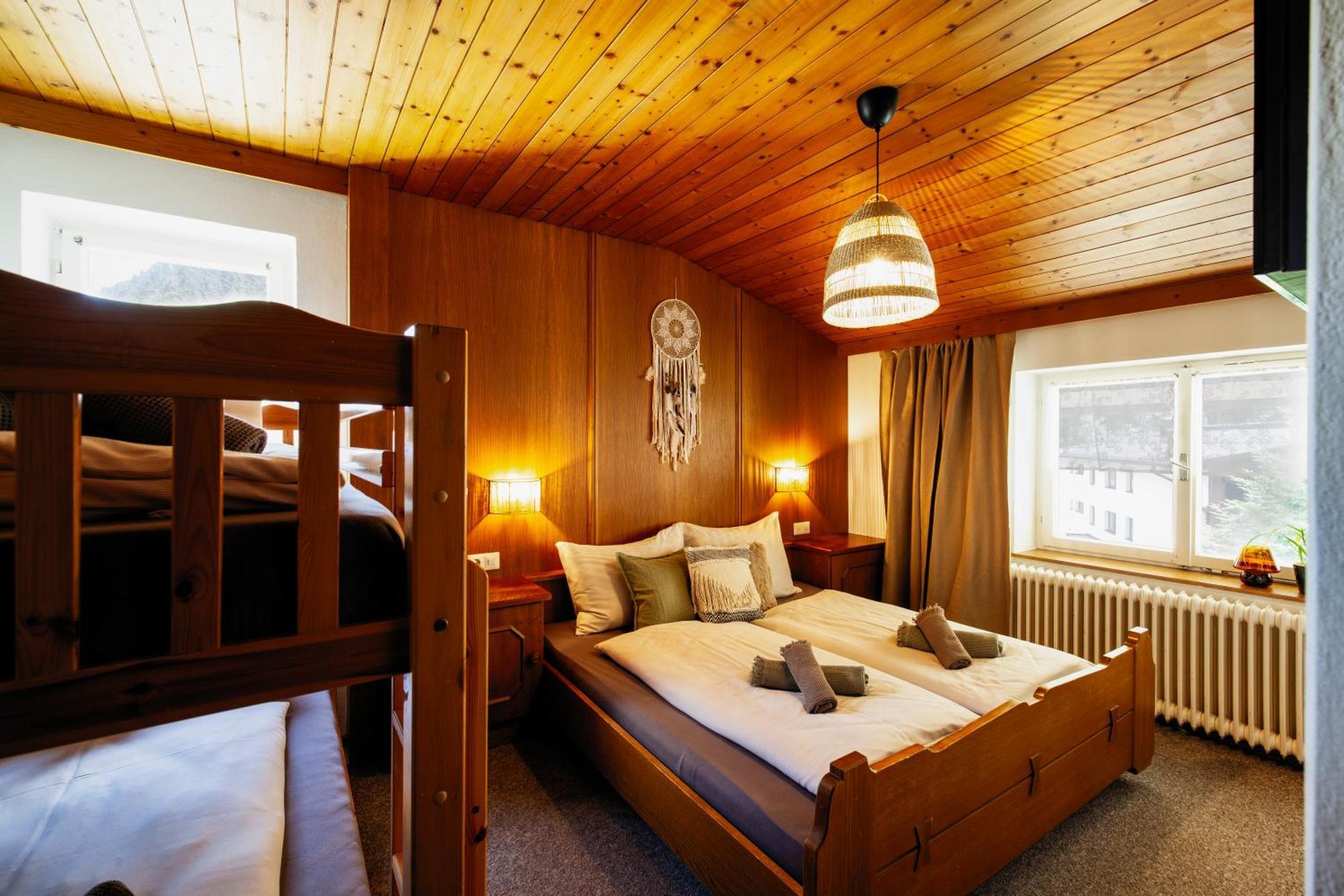 Pinetree Lodge マイヤーホーフェン エクステリア 写真